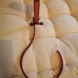 Magnifying mirror