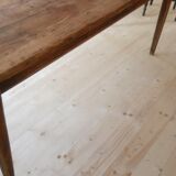 Farm table