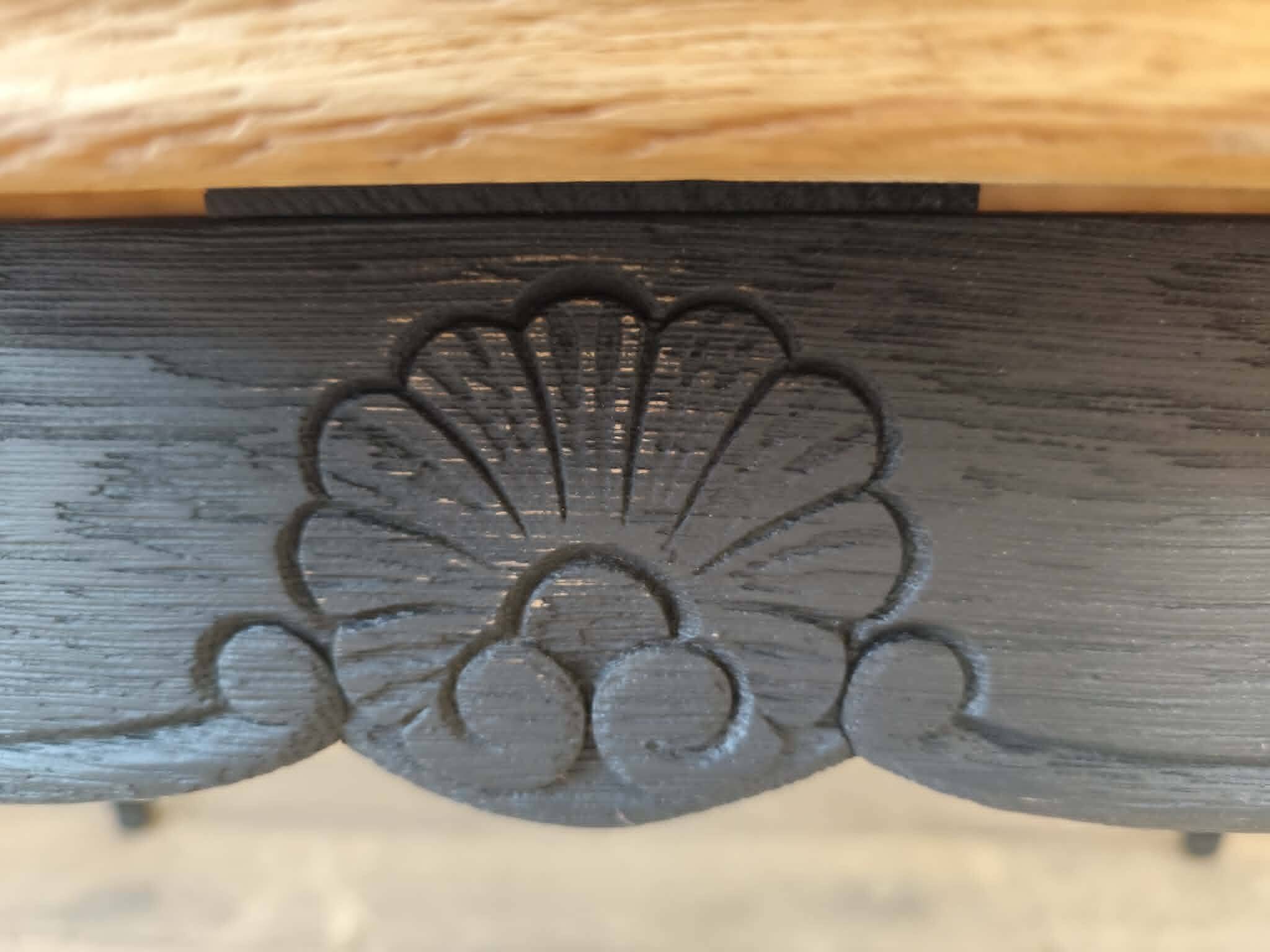 Table style regence en chene massif