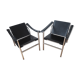 Paire de fauteuils LC1 par Le Corbusier