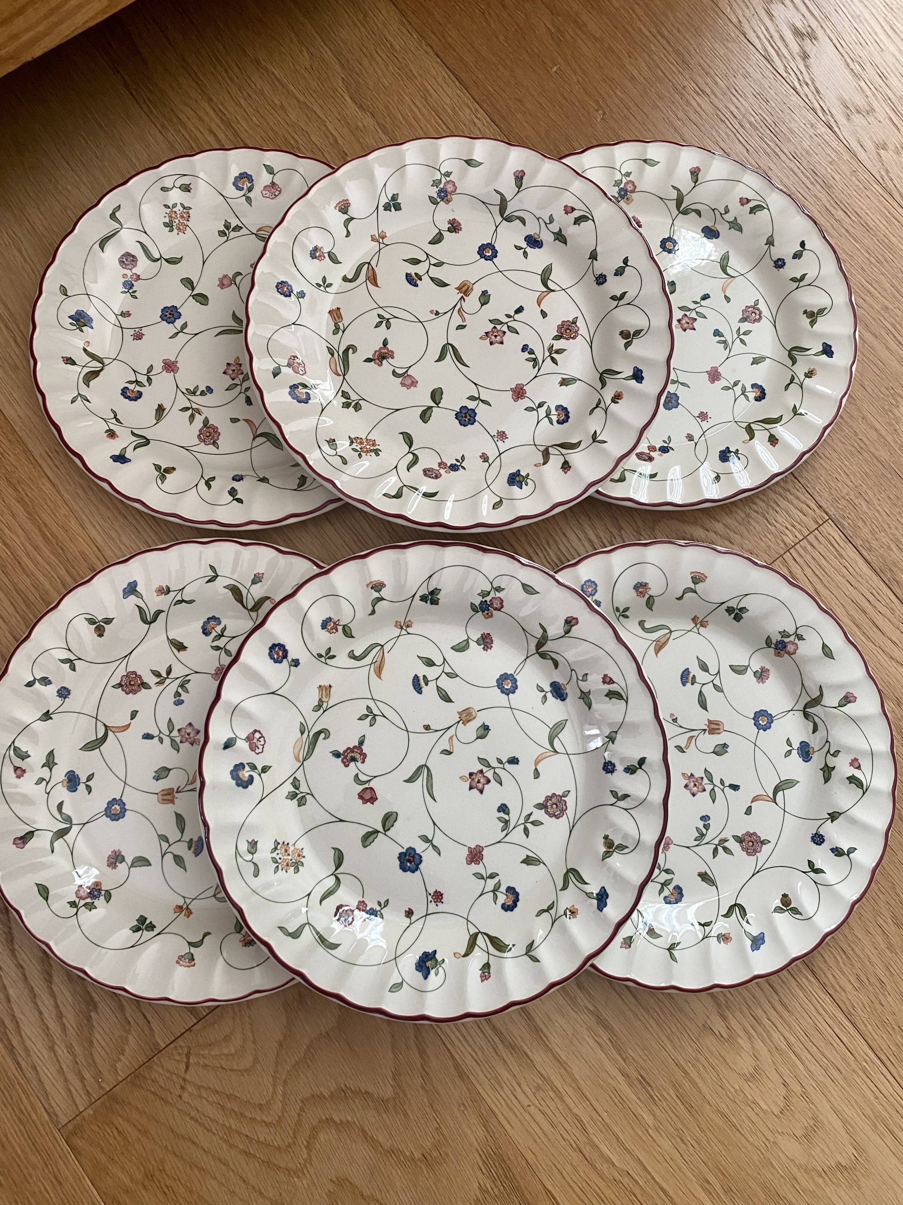 6 flat plates Oakwood Staffordshire Tableware