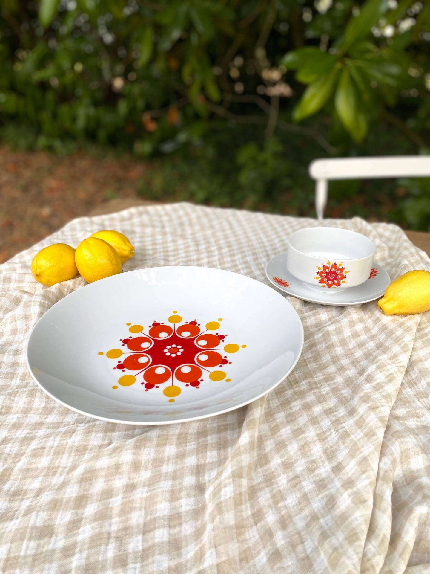 Hollow round plate duo and gravy boat in Winterling porcelain, 1970.