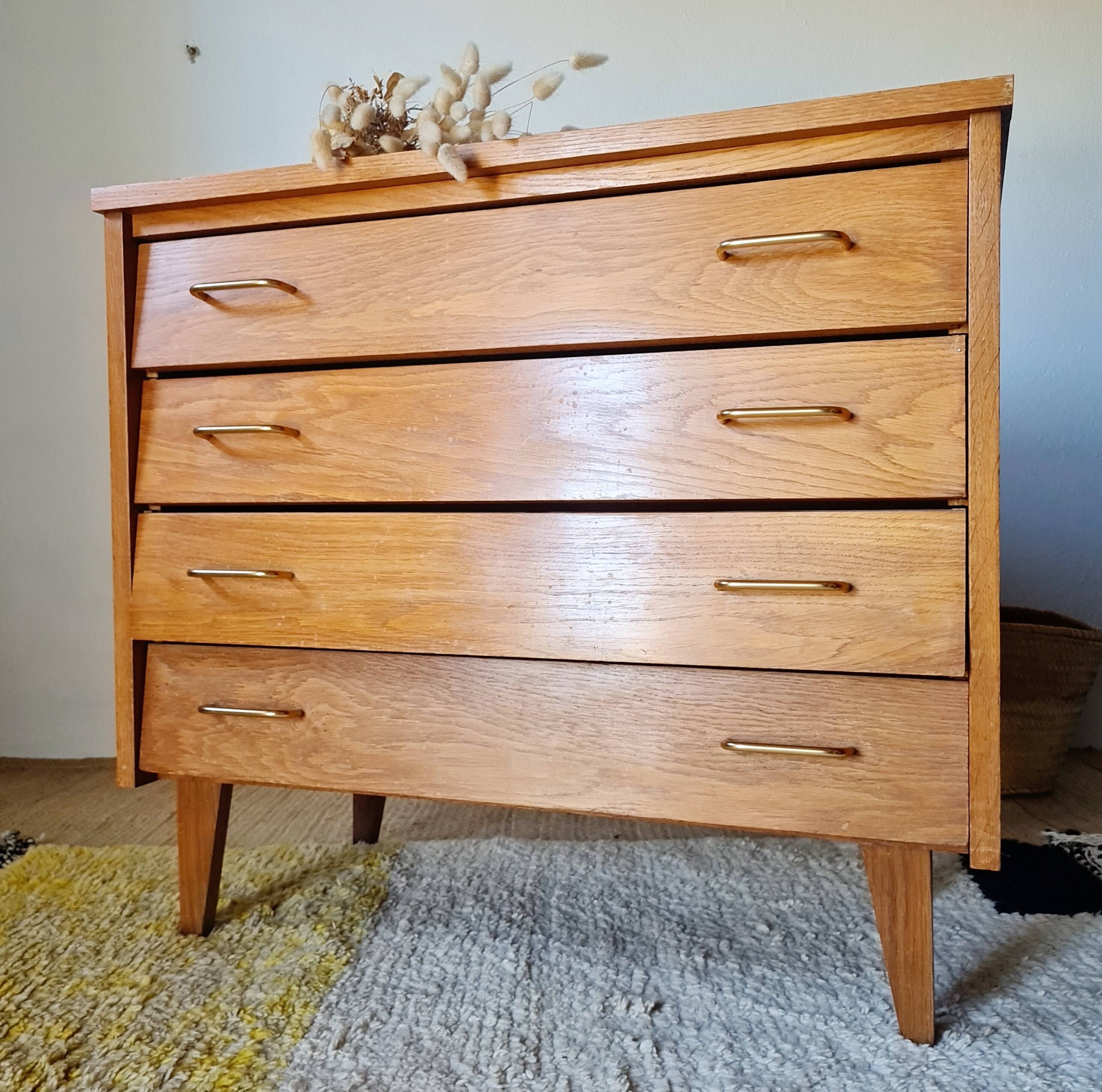 Commode Vintage Années 60 en Chêne – 4 Tiroirs Pieds compas