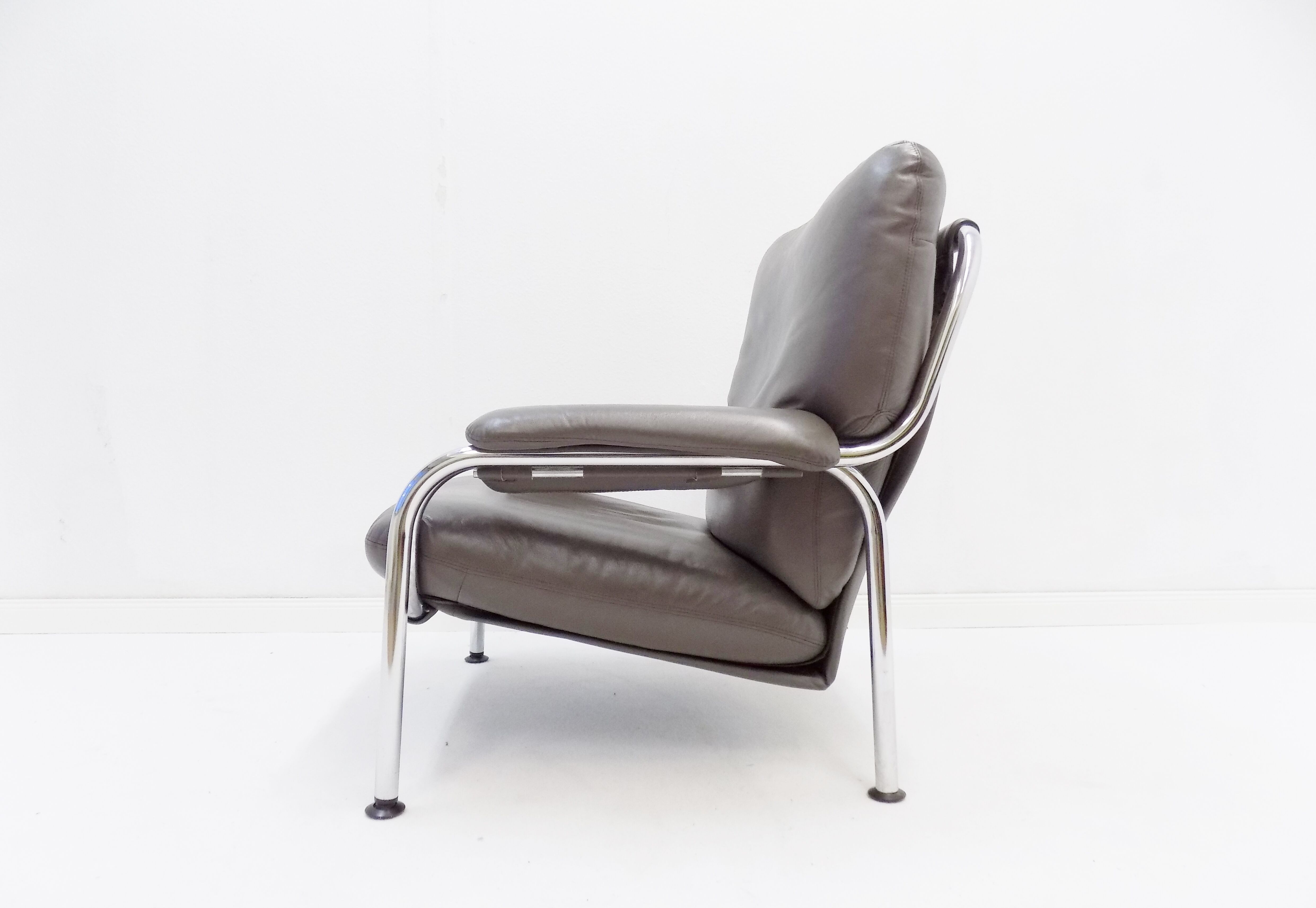 Fauteuil en cuir Kangourou De Sede par Hans Eichenberger