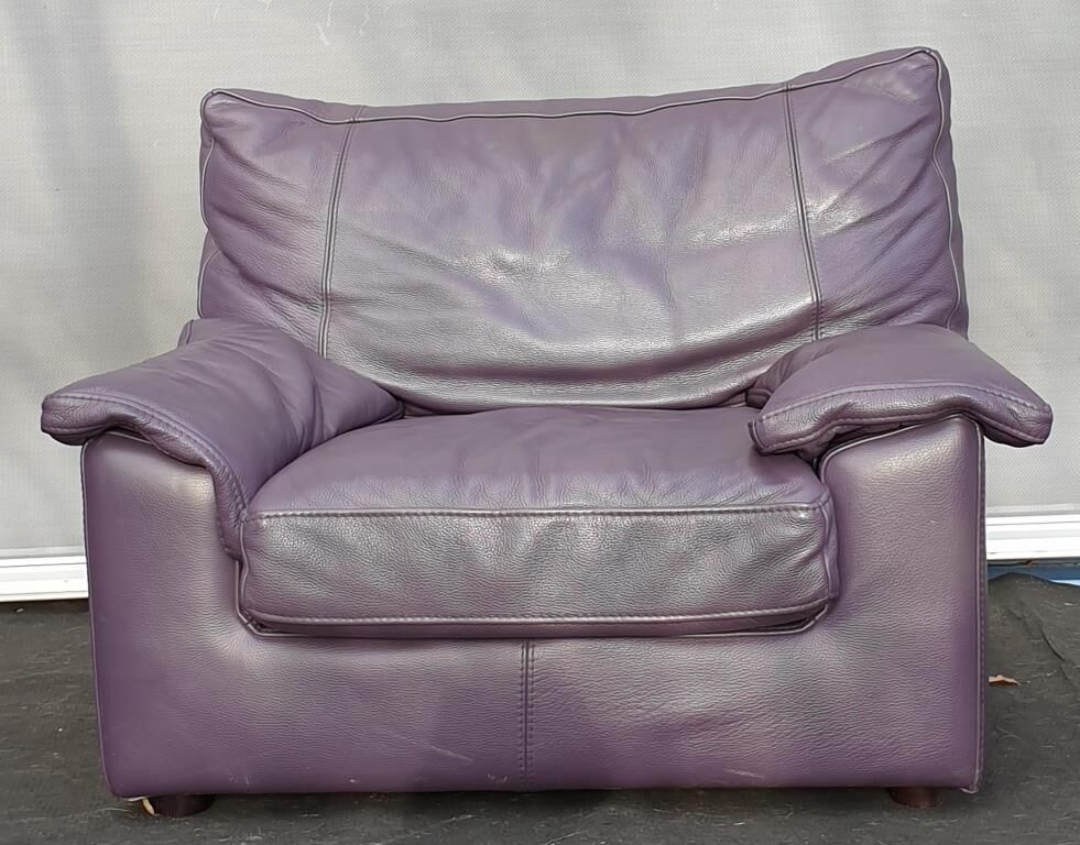 Steiner Ikeda leather purple armchair design Yves Christin 1979