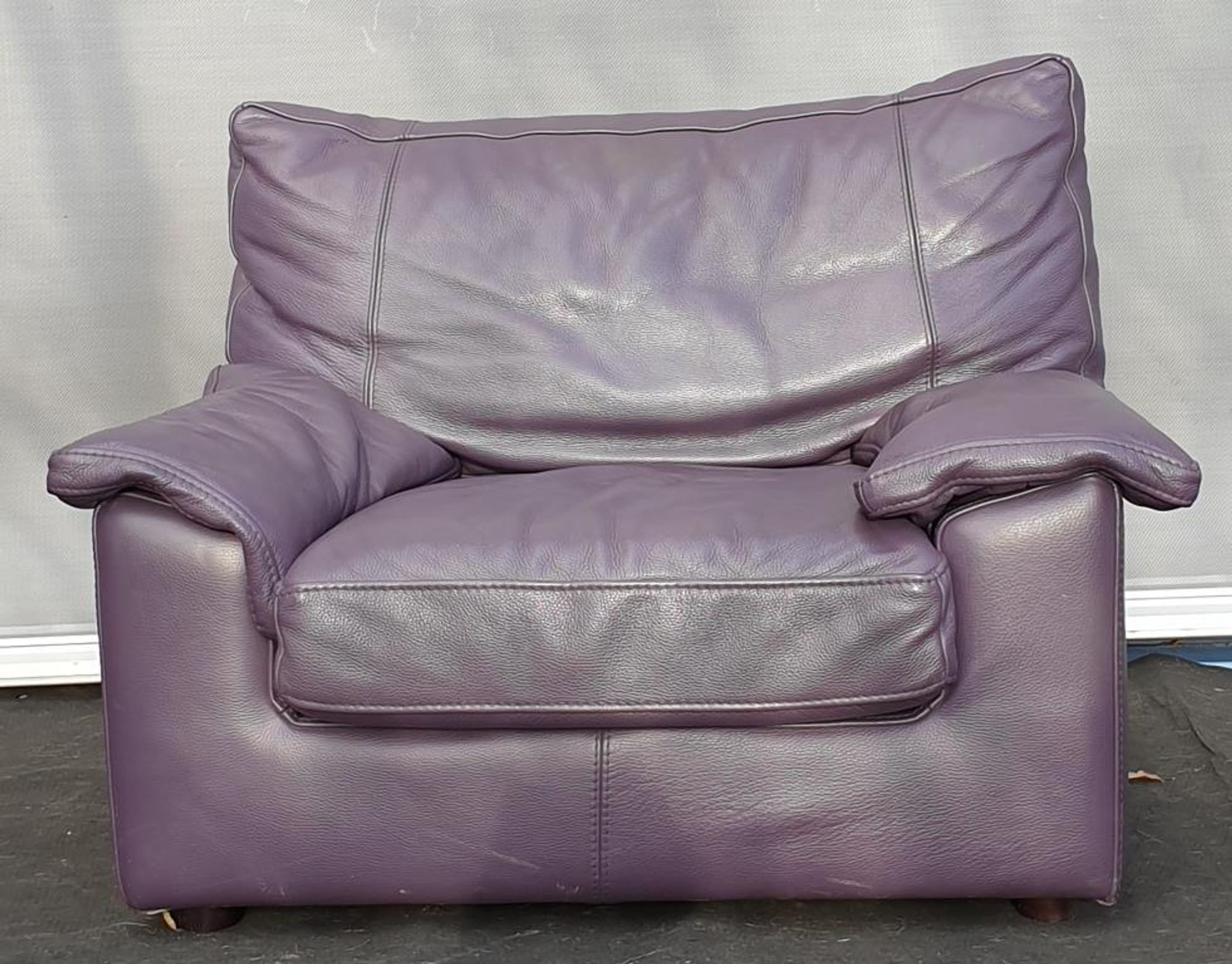 Steiner Ikeda leather purple armchair design Yves Christin 1979