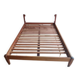colonial style double bed