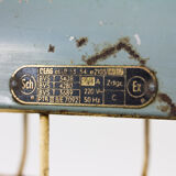 Industrial metal pendant bunker light