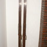 Paire de skis des années 60 en bois  - complets