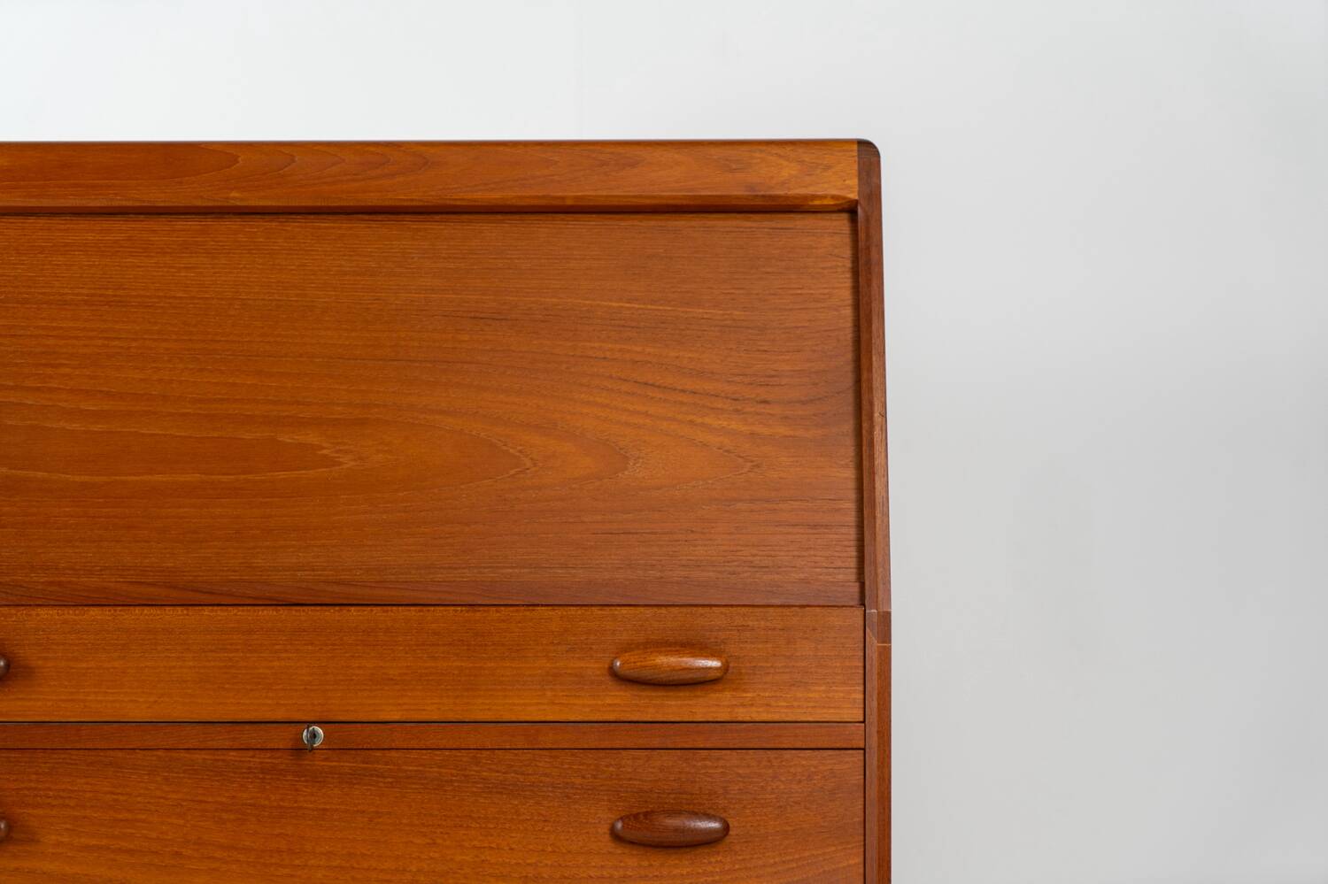 Secretary by Bent Møller Jørgensen for Svend Dyrlund (Denmark, 1960s).