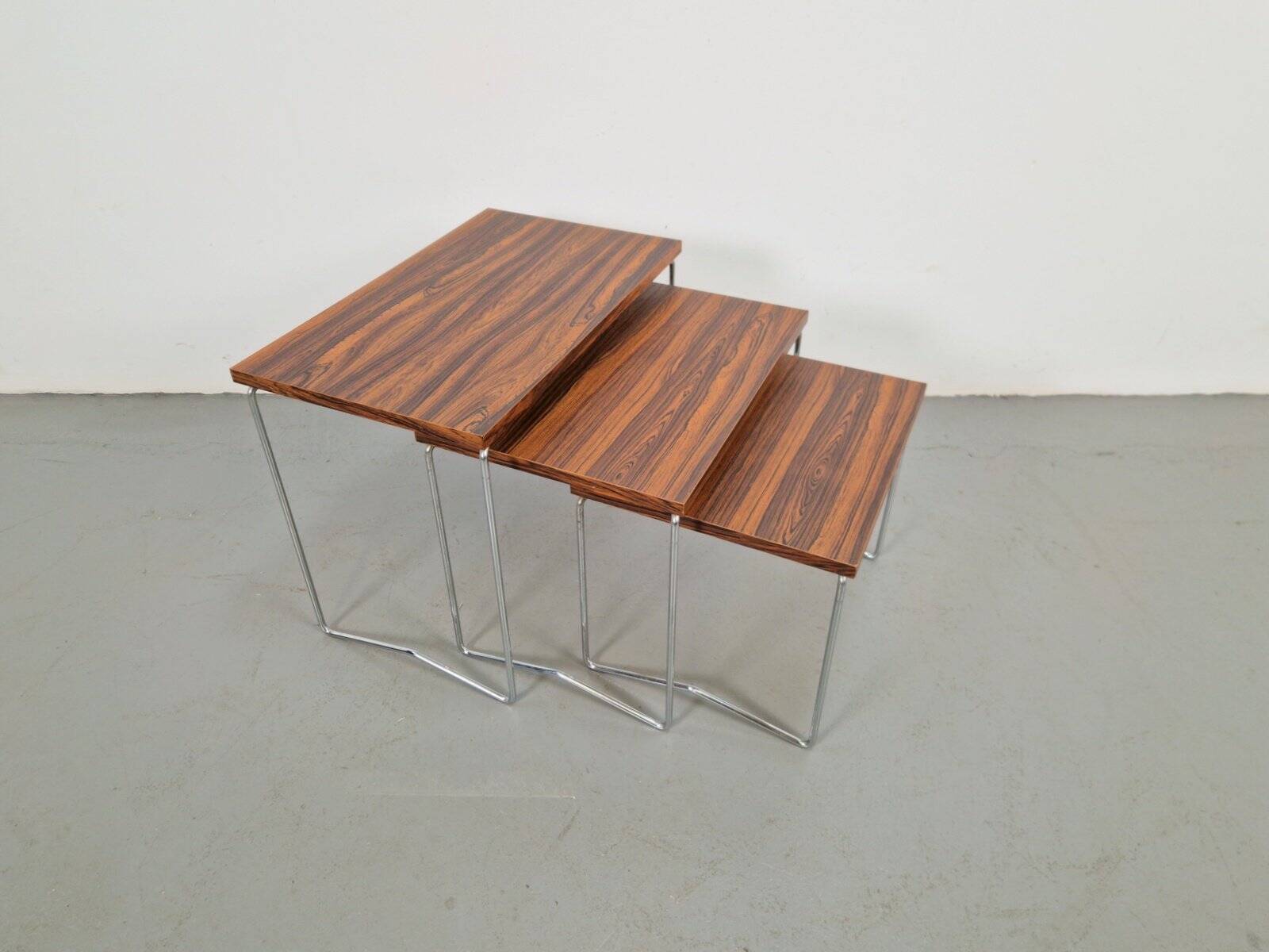 Tables gigognes en chrome et bois de Brabantia, années 1970, ensemble de 3