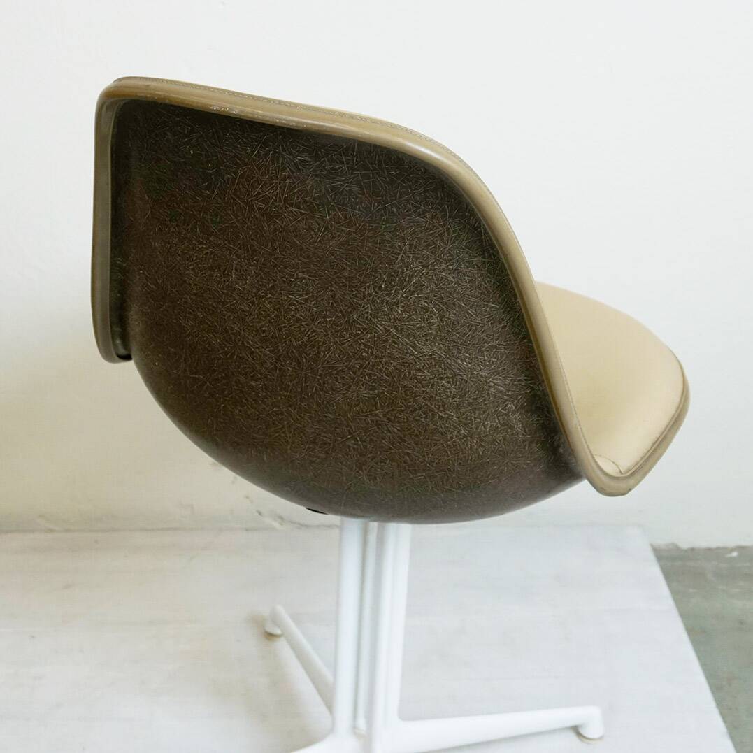 4 chairs La Fonda by Charles and Ray Eames for Herman Miller