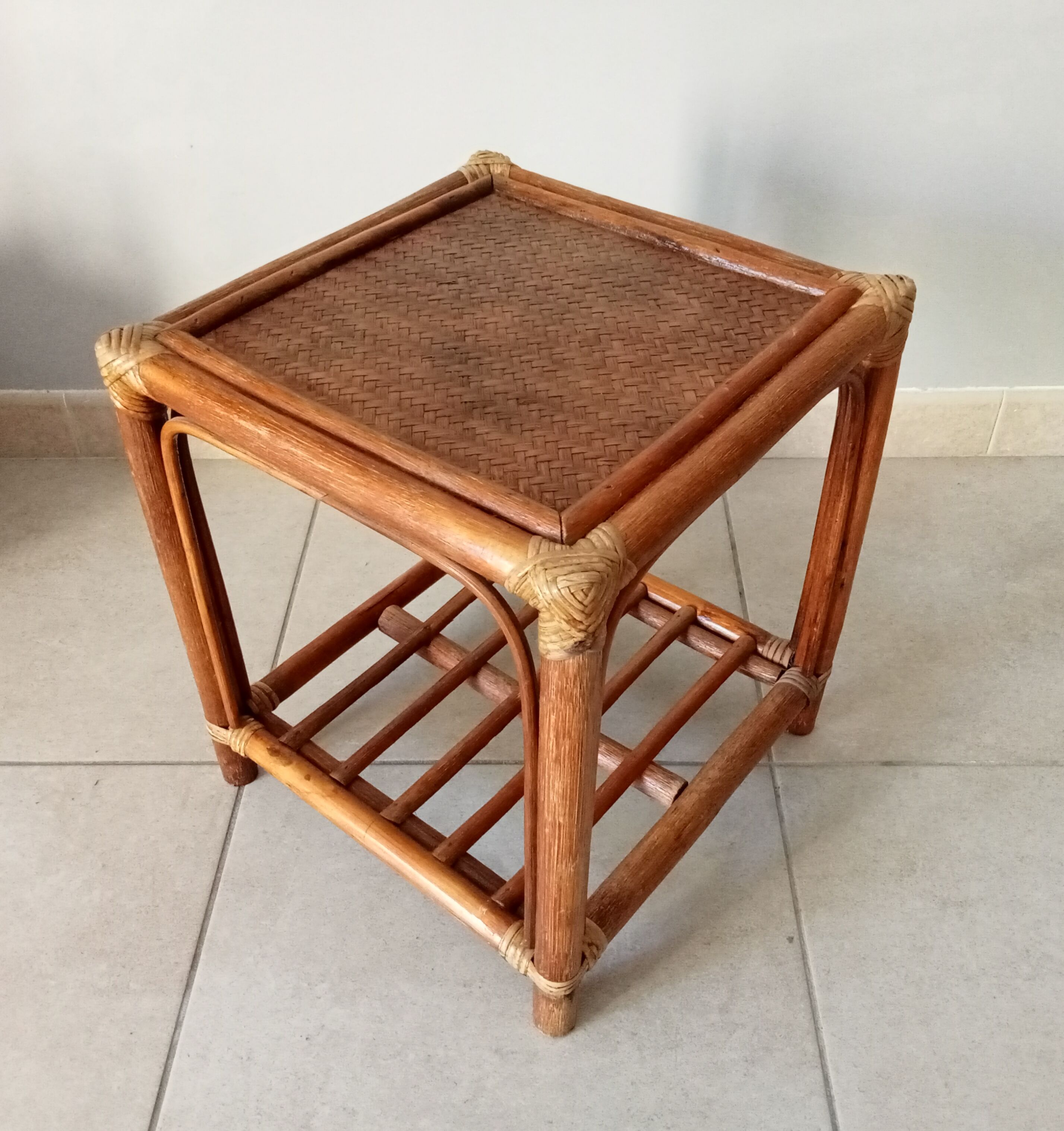 Vintage side table in rattan and bamboo