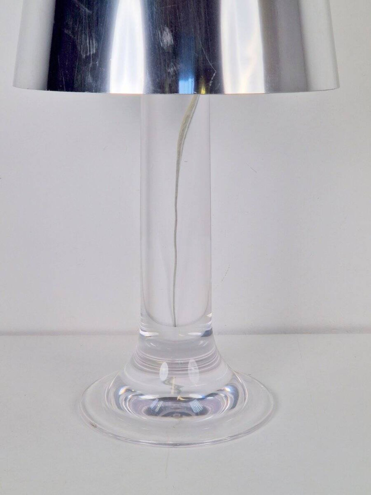 Lampe de table Space Age par Luigi Massoni pour Guzzini, années 1970