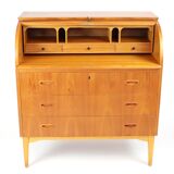 Teak secretary of Egon Ostergaard