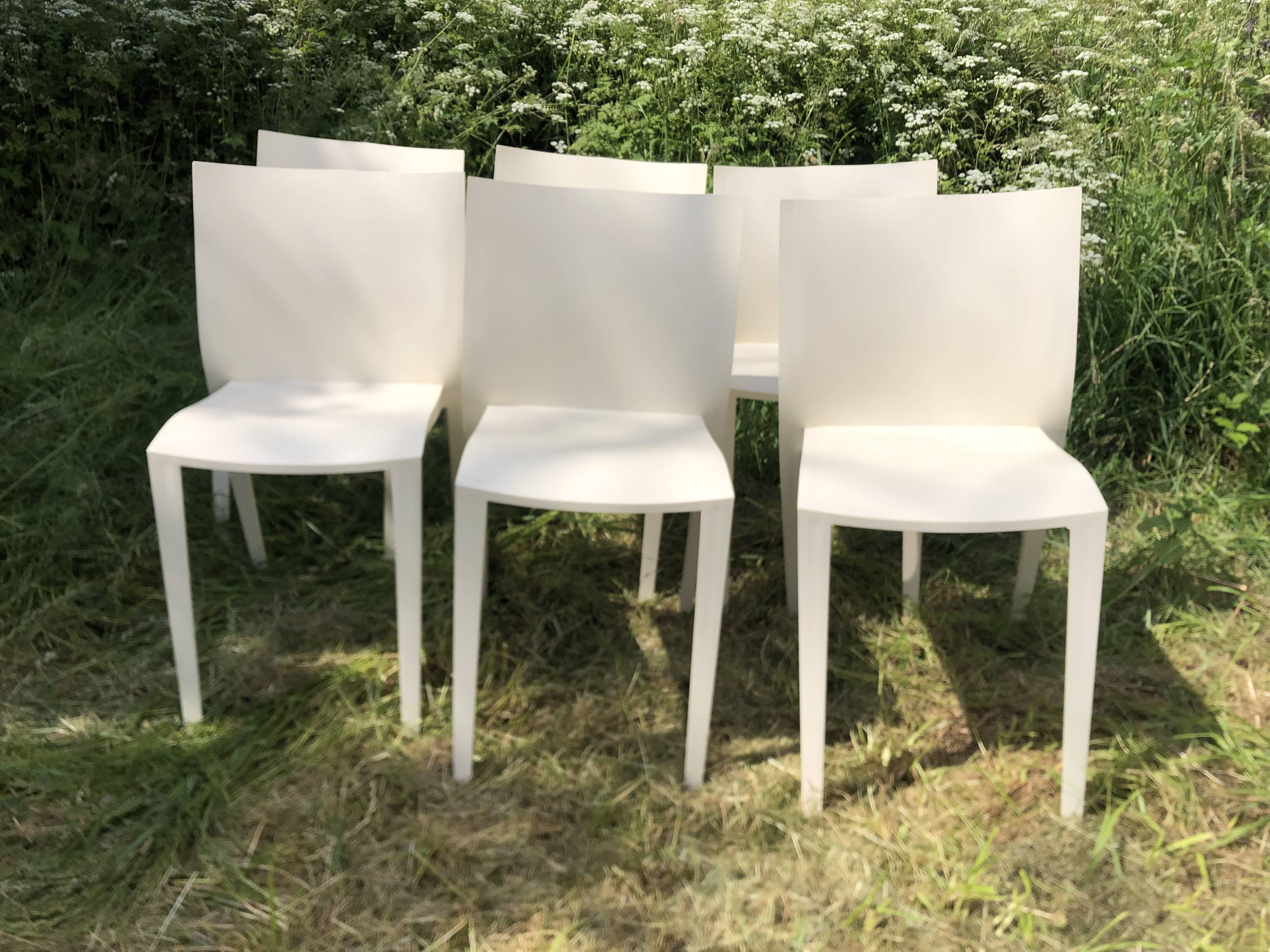 Chaises blanches Slick Slick Philippe Starck XO Design années 80