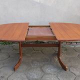 Extendable table, designed by V. Wilkins, G-Plan, Great Britain, 1960s.