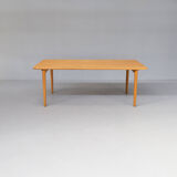Niels Otto Moller Oak dining table for J.L. Møllers Møbelfabrik