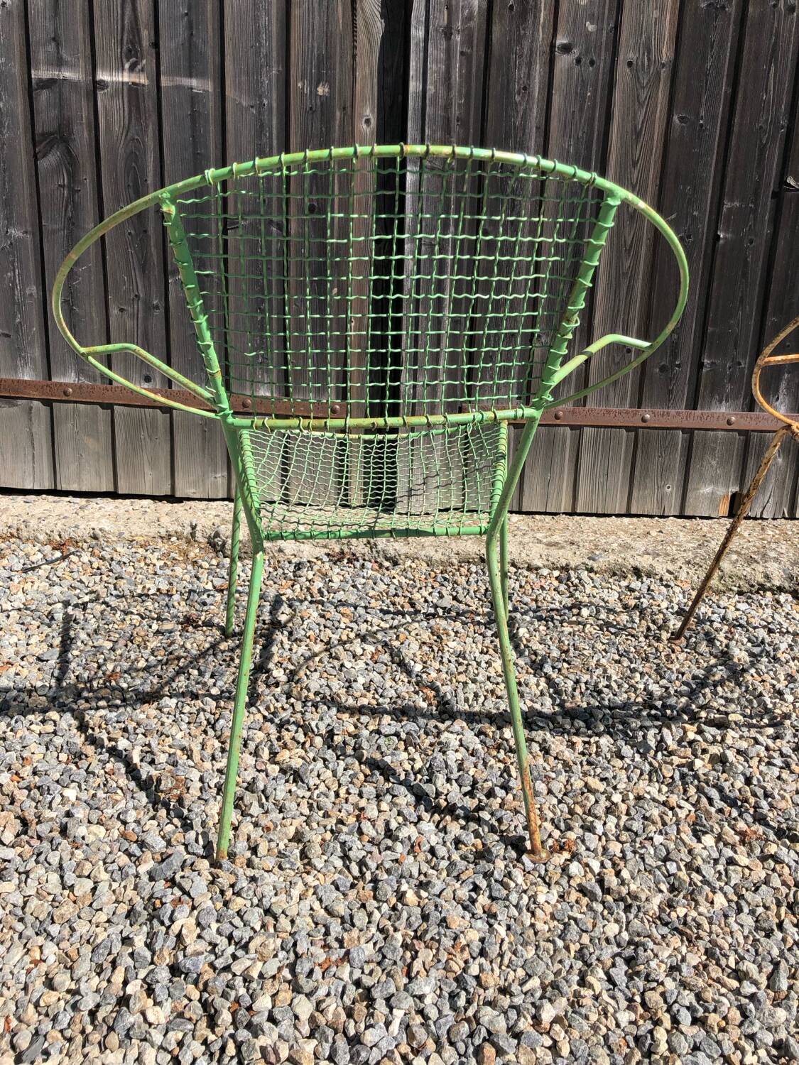 Deux mid century paire de chaises longues de jardin en fer forgé