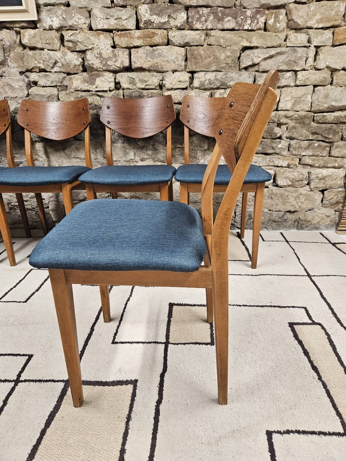 5 Scandinavian chairs