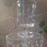 6 engraved vintage glasses