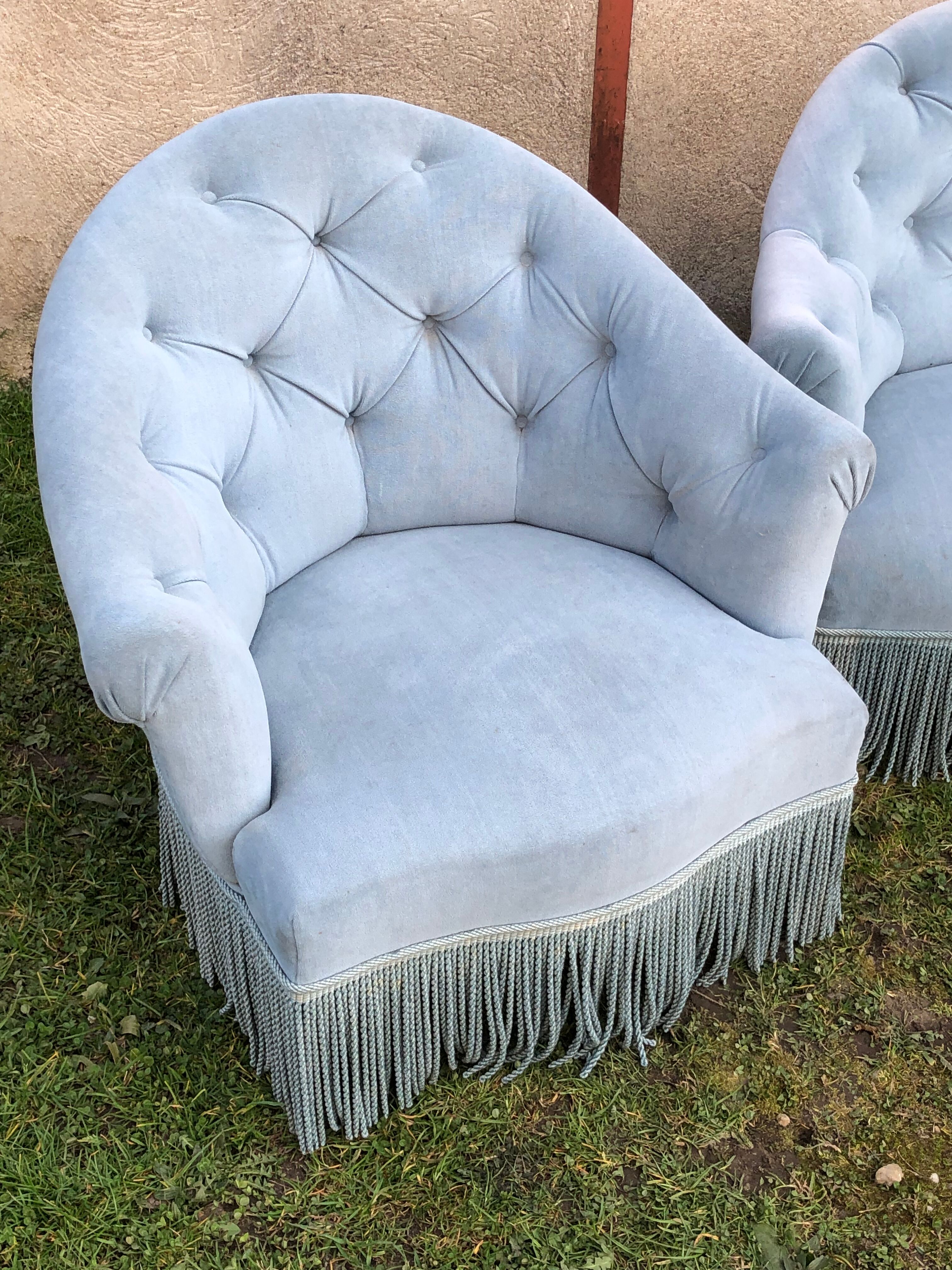 Living room old sofa and 2 armchairs model honeycomb toad