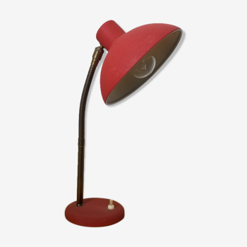 Lampe à poser vintage en laiton et alu rouge granuleux - Années 50