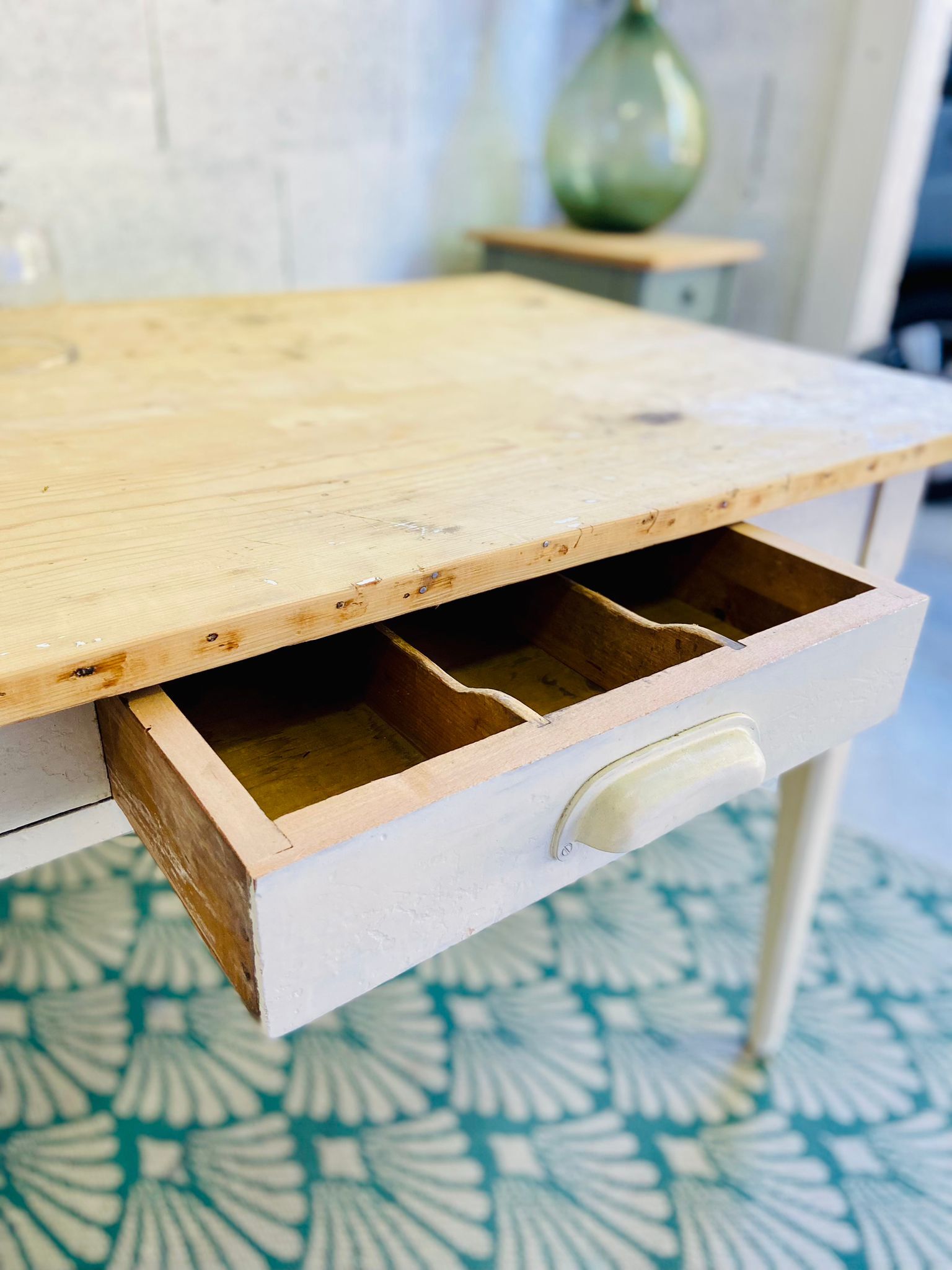 Farmhouse table