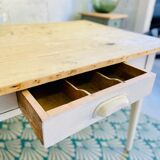 Farmhouse table