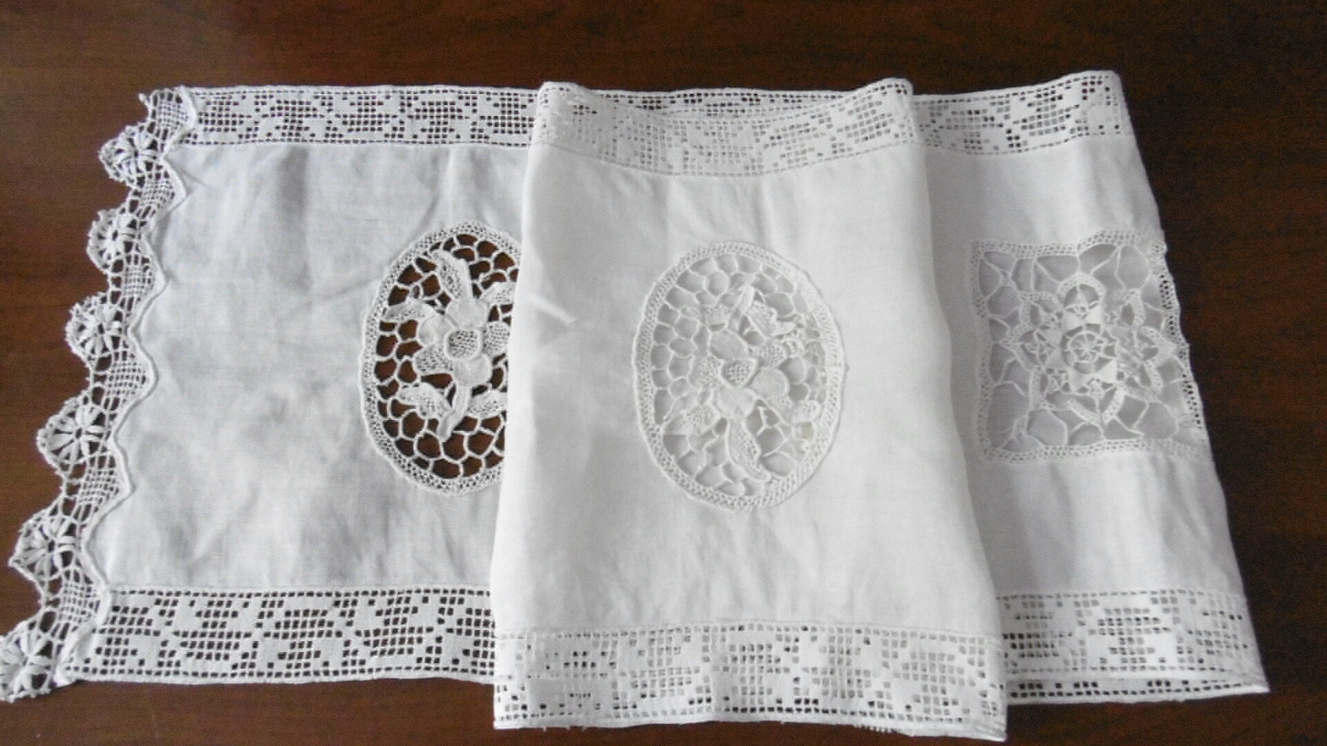 Table runner