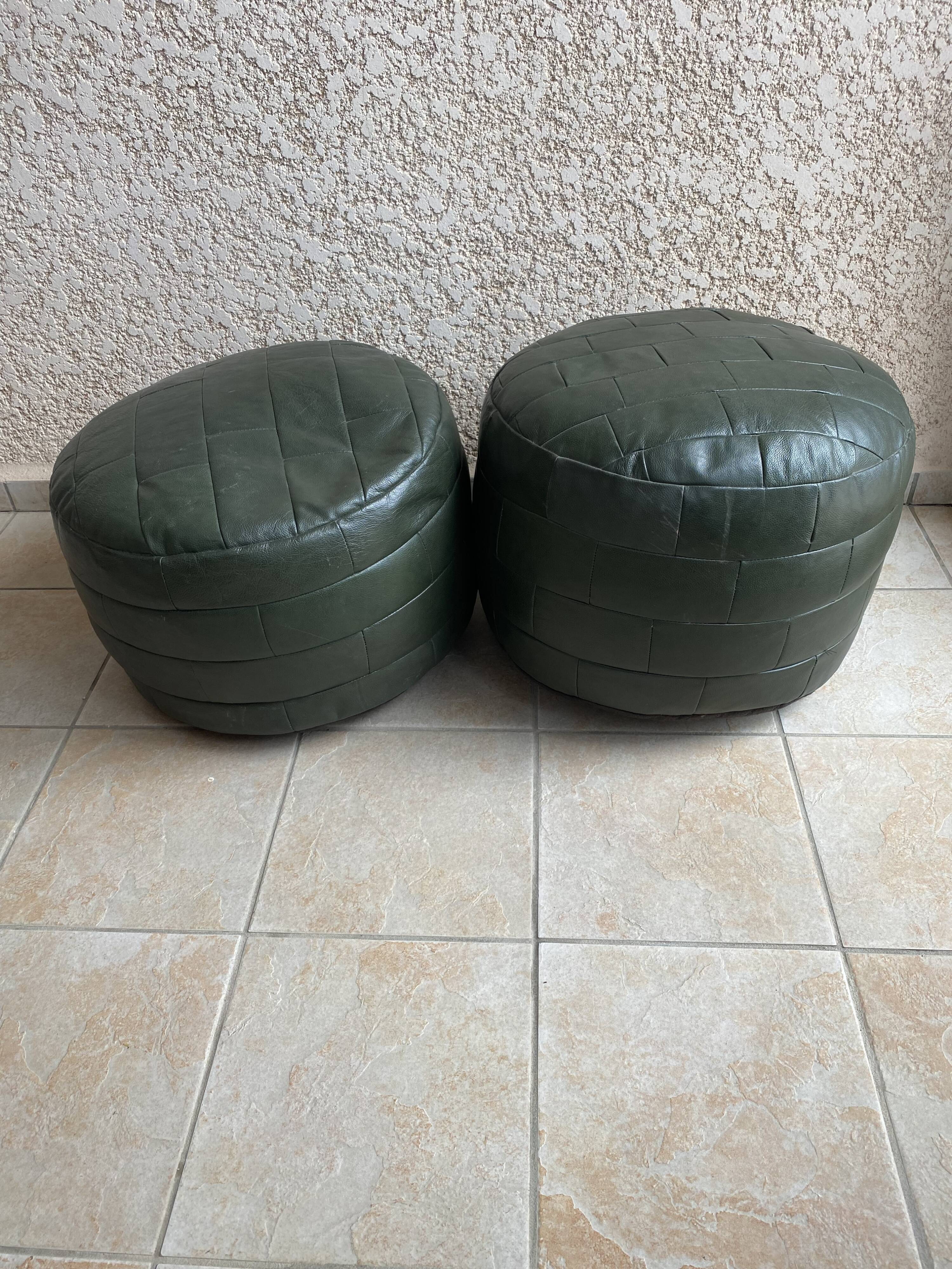 Two poufs or pieces of sofas in leather patchwork