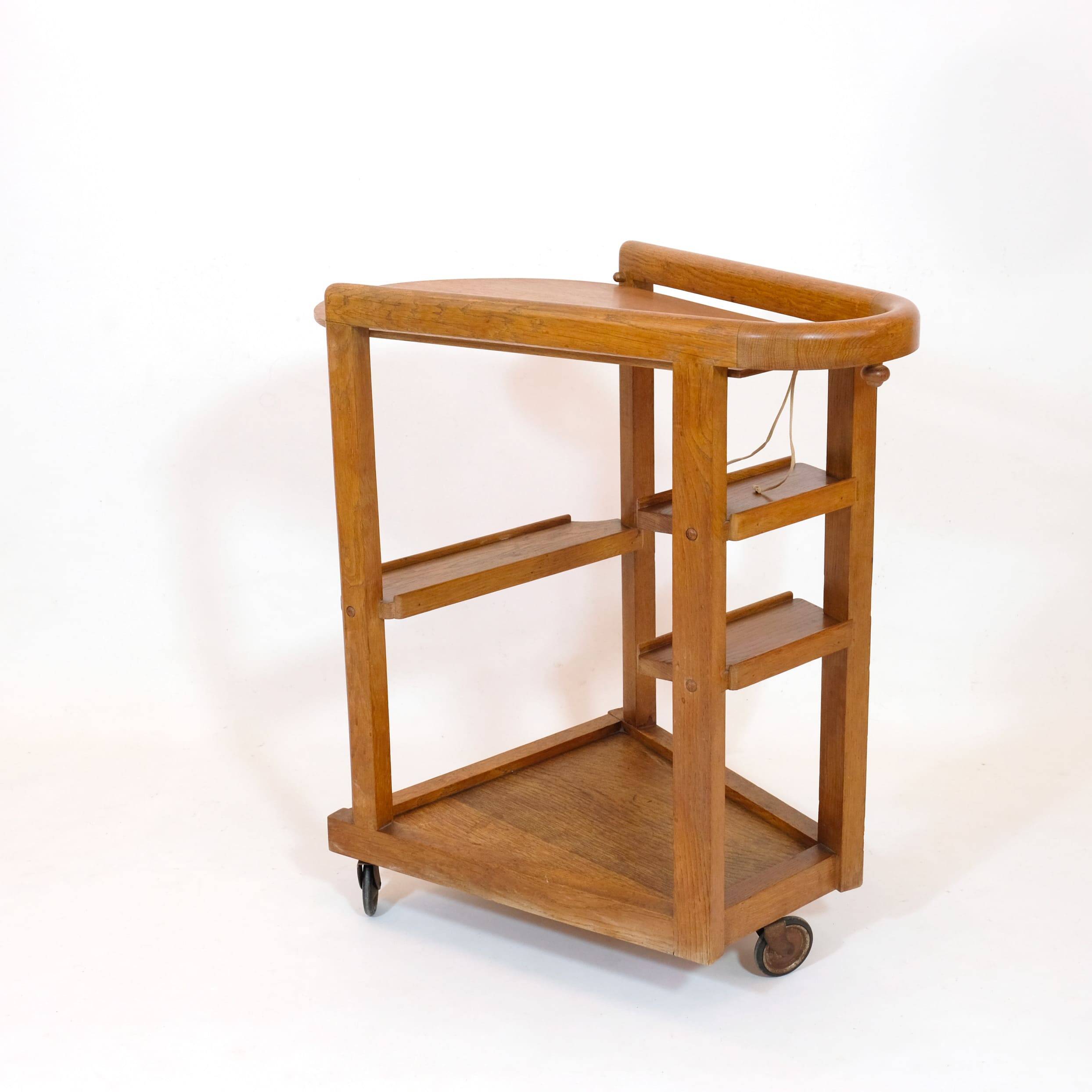 Guillerme et Chambron, serving trolley with removable tray, Votre Maison, 1960s.