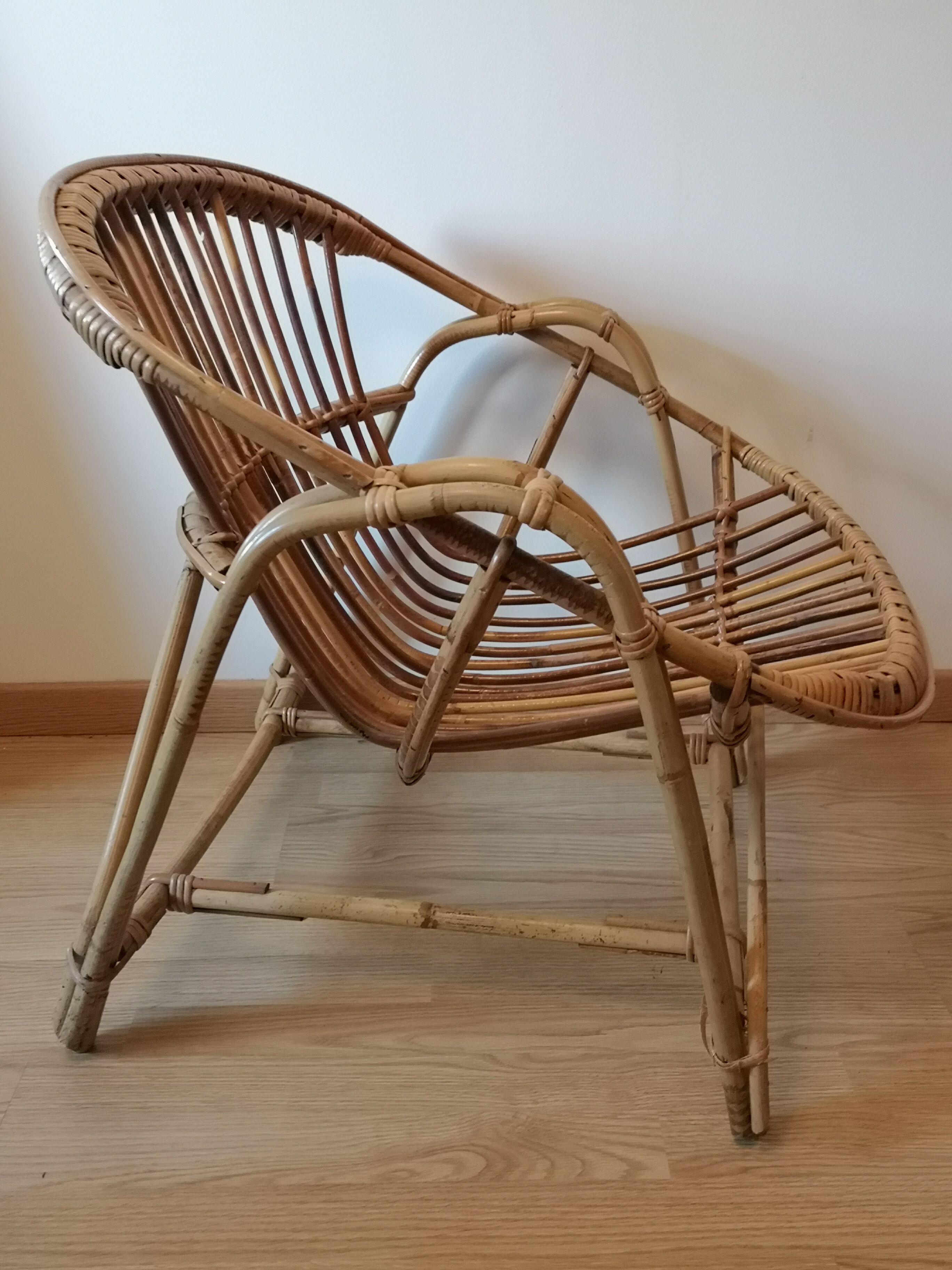 Rattan chair 70s