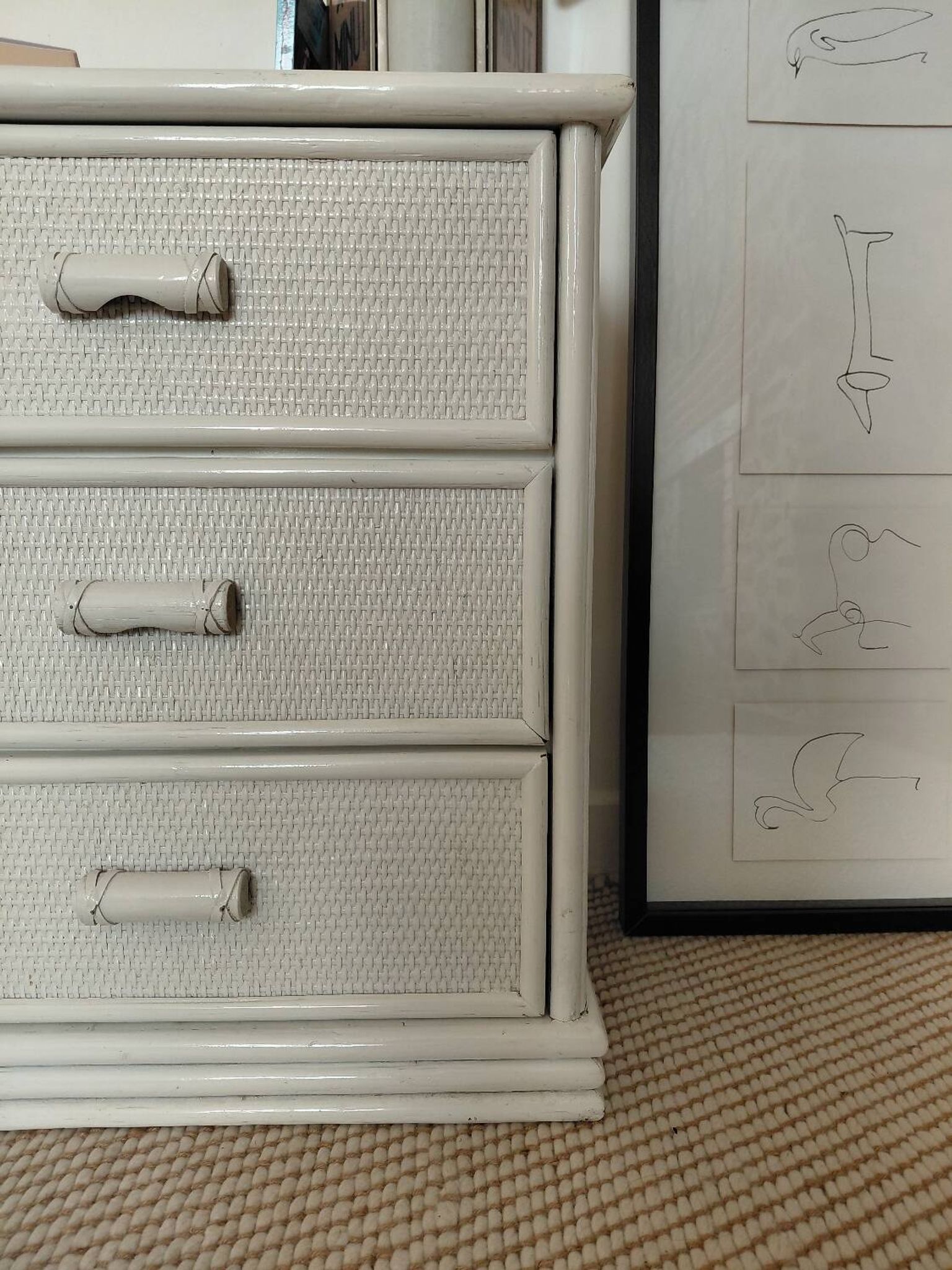 Vintage cane commode with 3 drawers - white patinated wood - seaside spirit