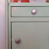 Pair of nightstands to hospital mint