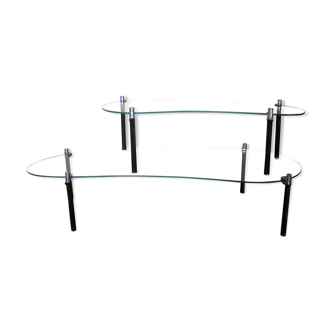 Store glass displays