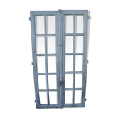 Two-leaf oak window