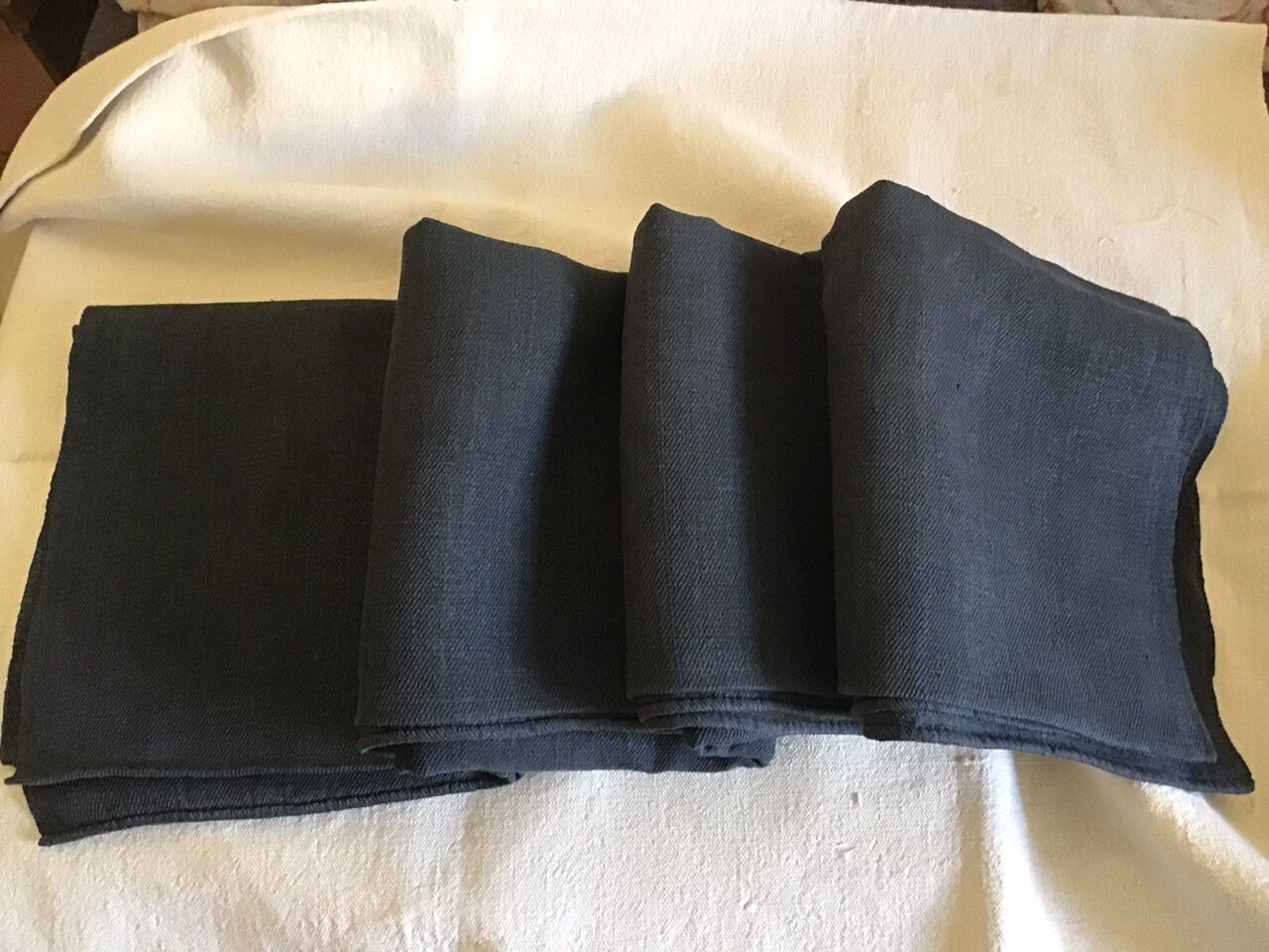 Farmcloth in old dark gray linen