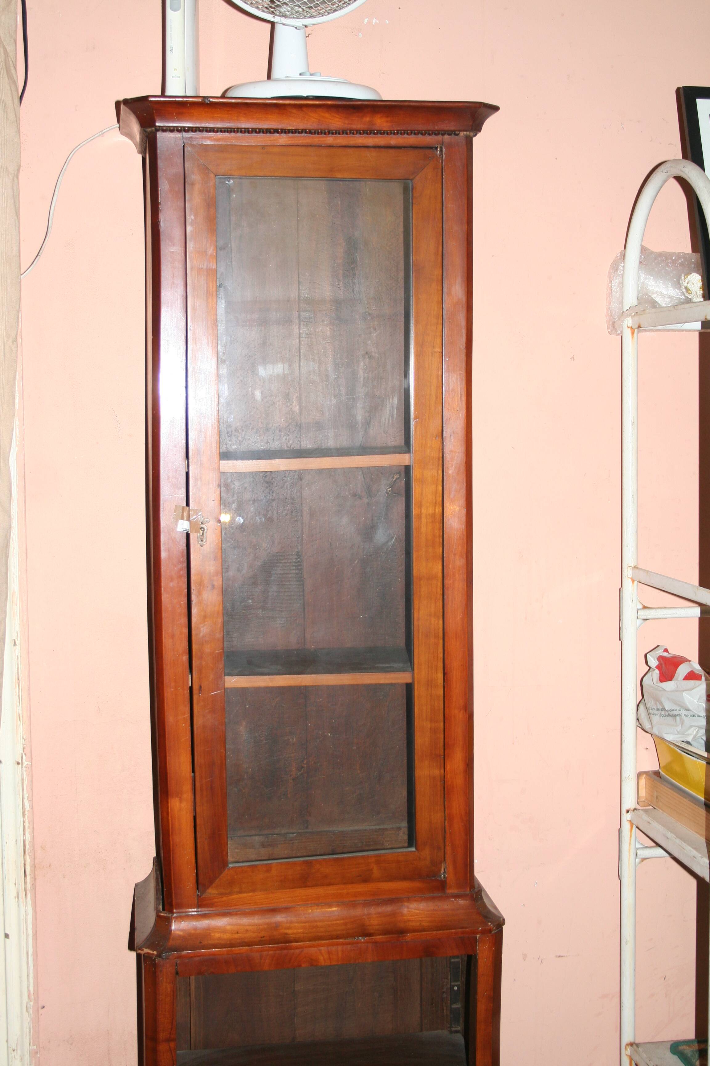 2 Body Showcase Late 19th Century.