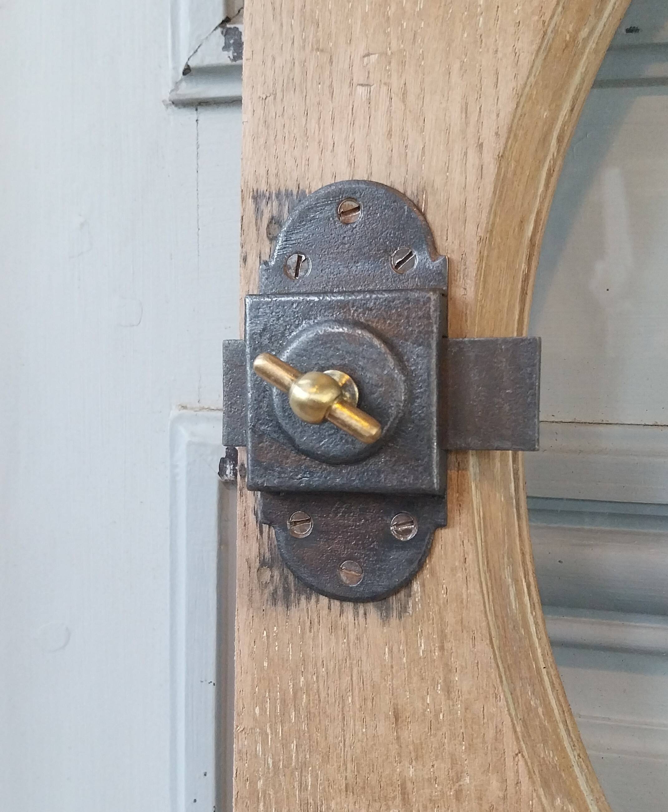 Old bull's-eye window