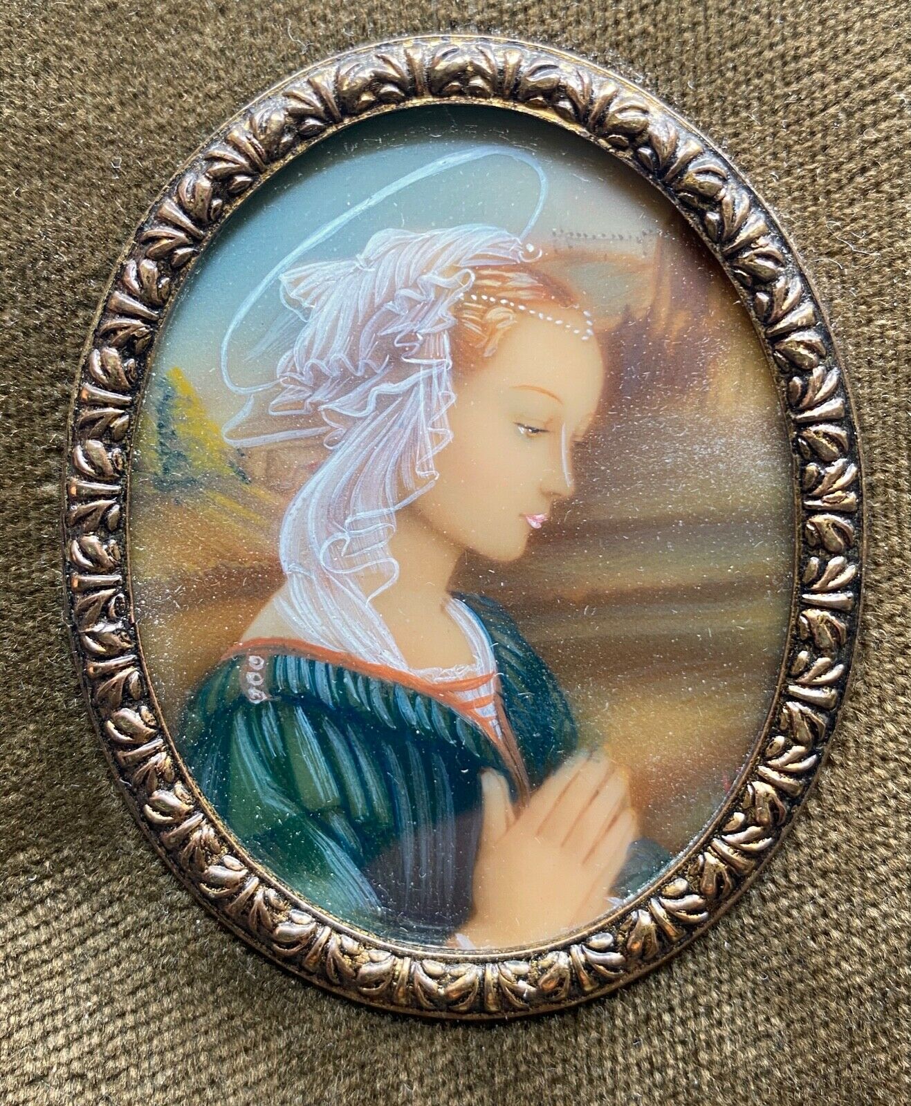 Miniature vierge en priere 1900 velours rose dore peinte a la main