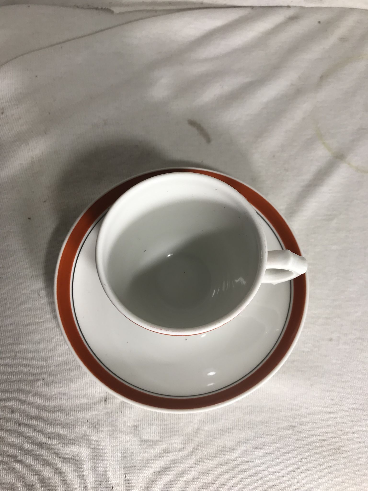 Théière Pillivuyt et 4 tasses céramique vintage
