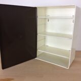 70's vintage medicine cabinet