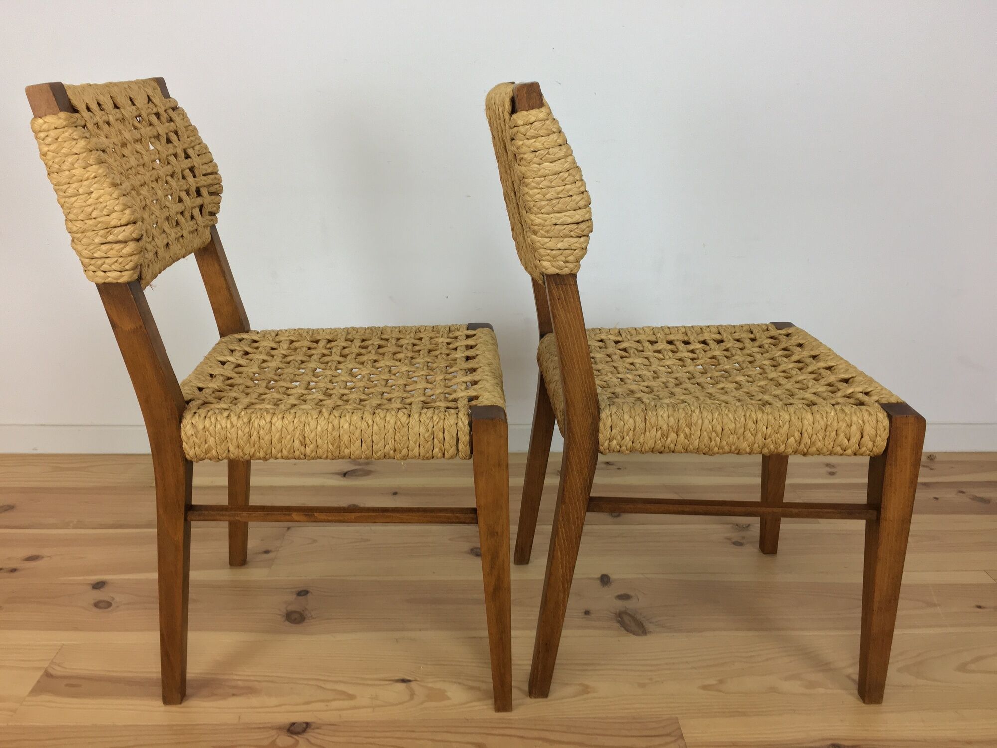 Pair of Vibo Vesoul chairs