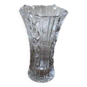Art Nouveau chiseled glass vase flowers