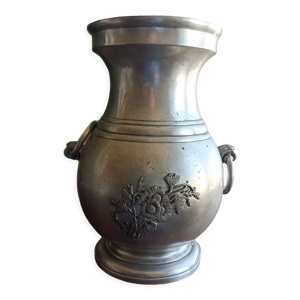 Vase en étain 95% par la Maison