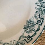 7 flat iron earth plates from Moulin des loups & Hamage.
