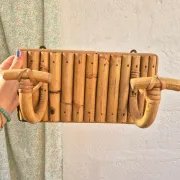 Patère double vintage rotin