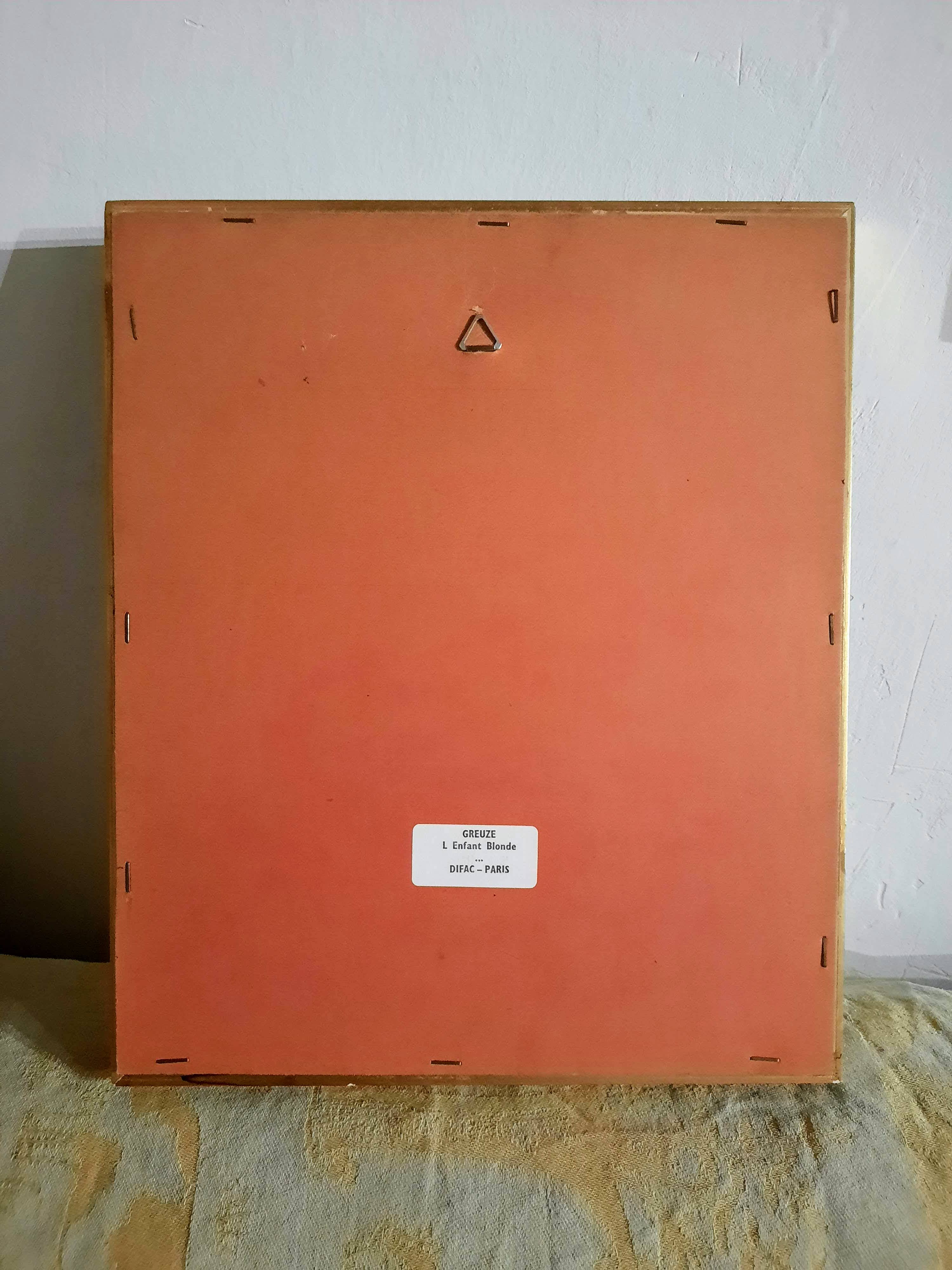 Painting little blond boy with open shirt