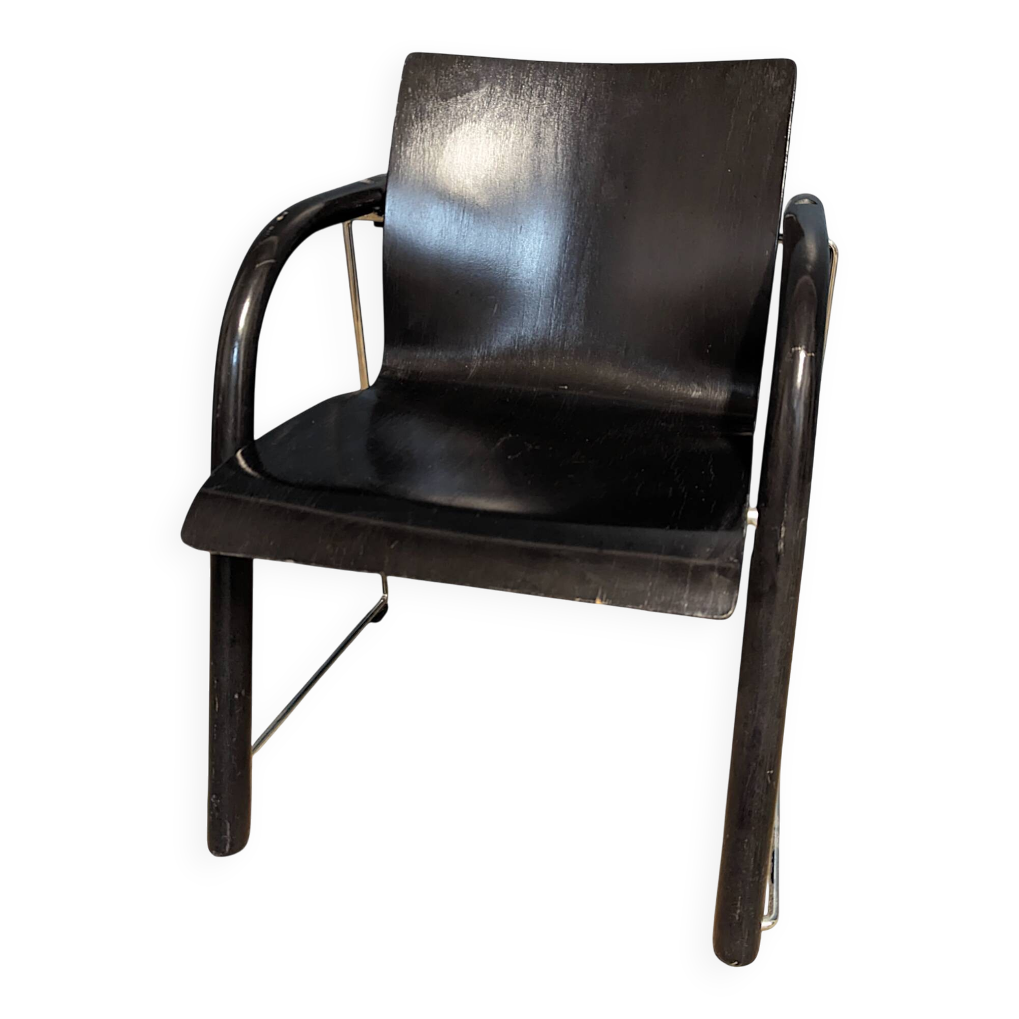 Thonet S320 black chair